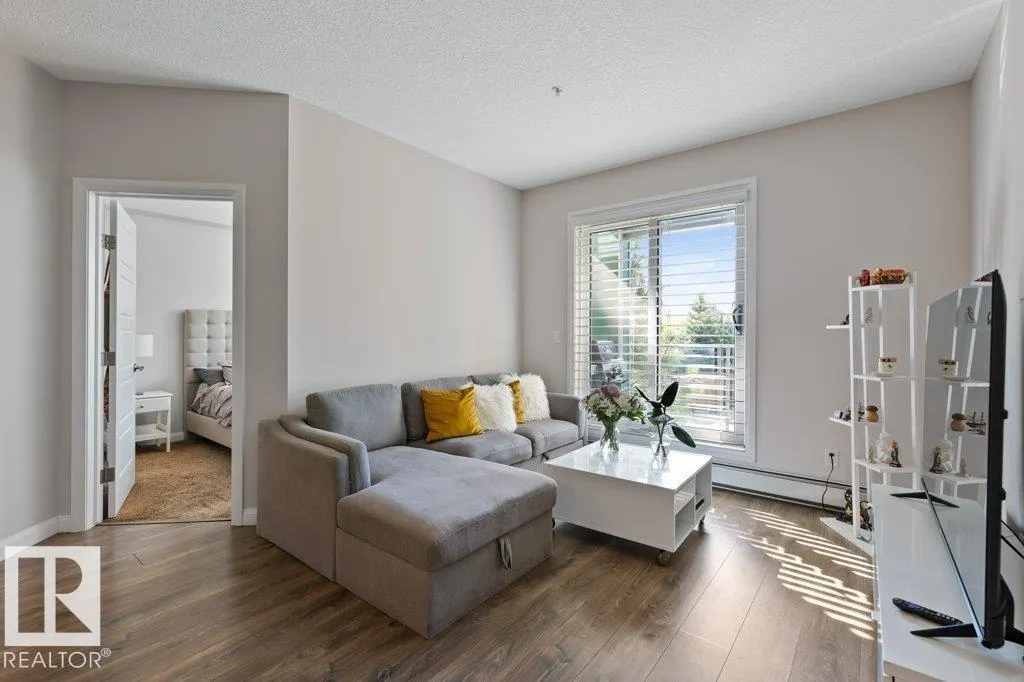 #216 2588 ANDERSON WY SW