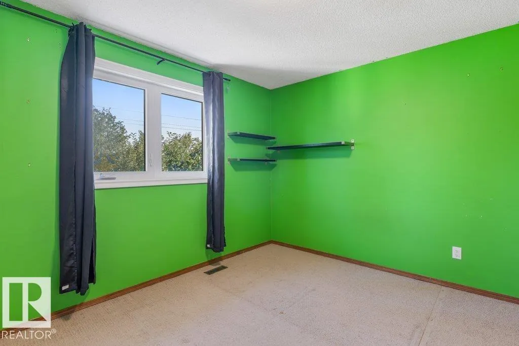 51 ALDERWOOD BLVD
