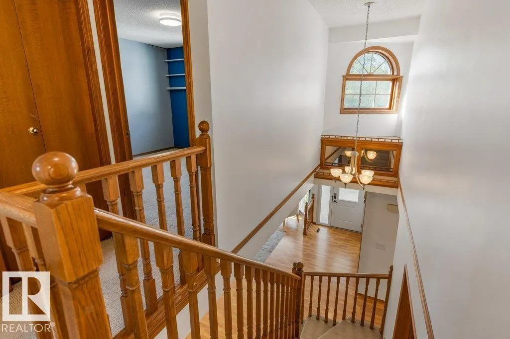 51 ALDERWOOD BLVD