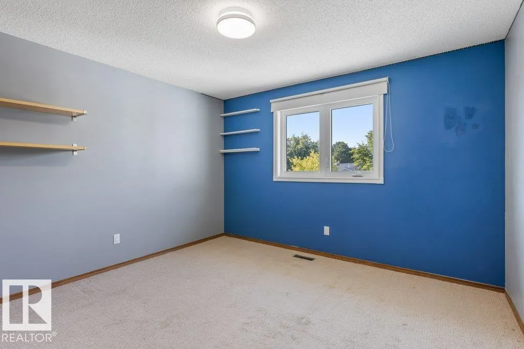 51 ALDERWOOD BLVD