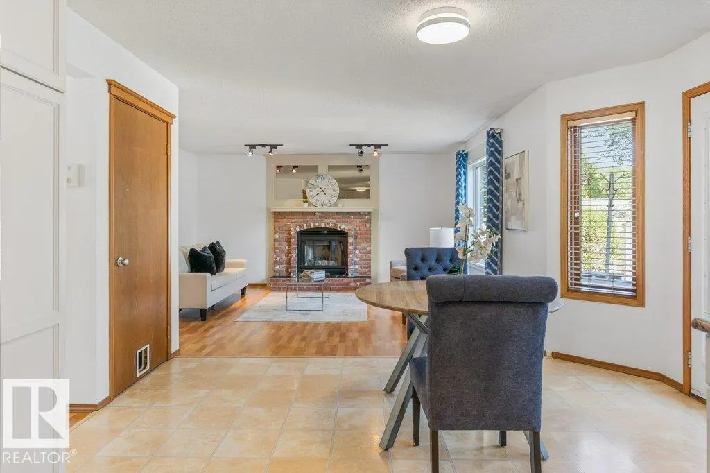 51 ALDERWOOD BLVD