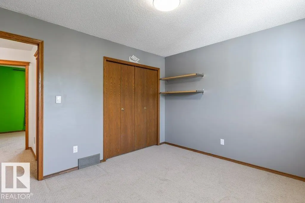 51 ALDERWOOD BLVD