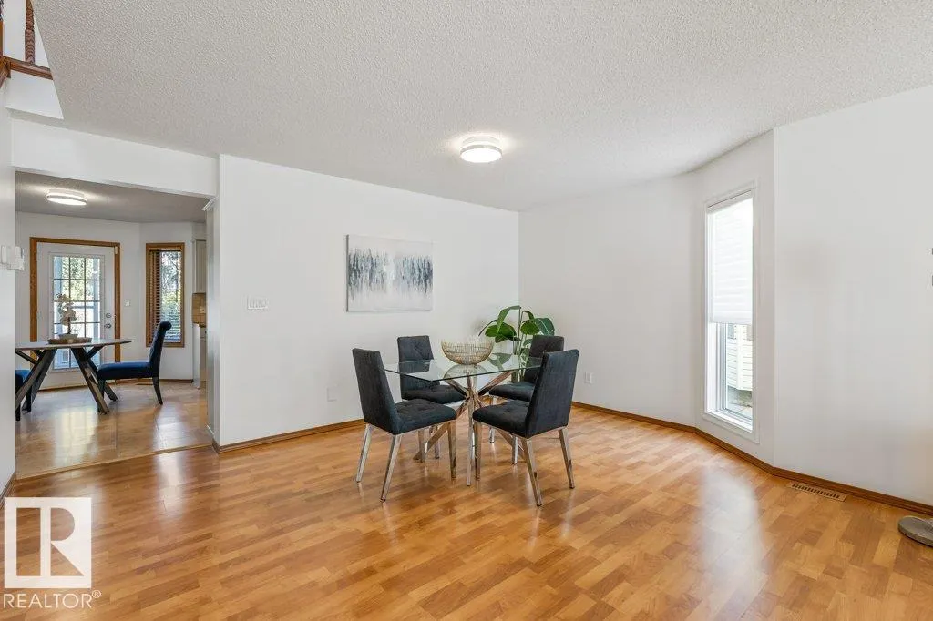 51 ALDERWOOD BLVD