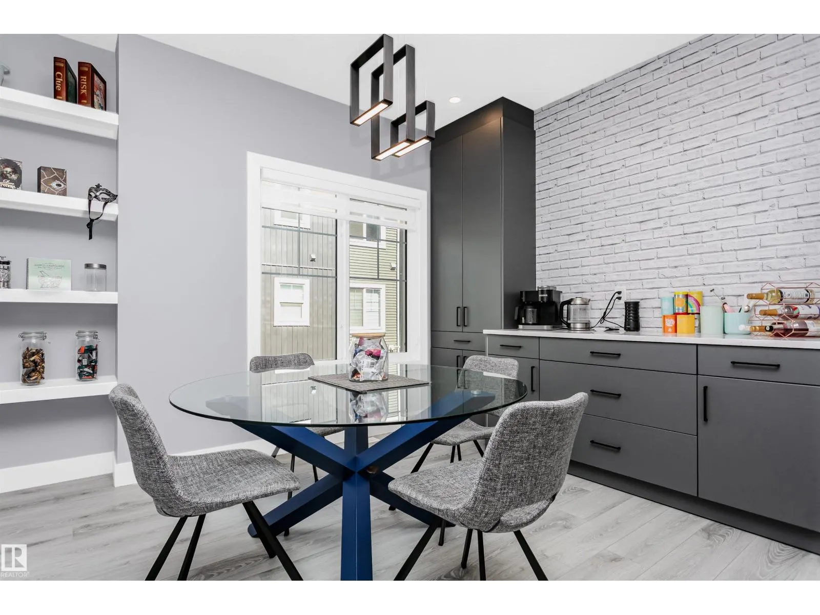 #42 230 EDGEMONT RD NW