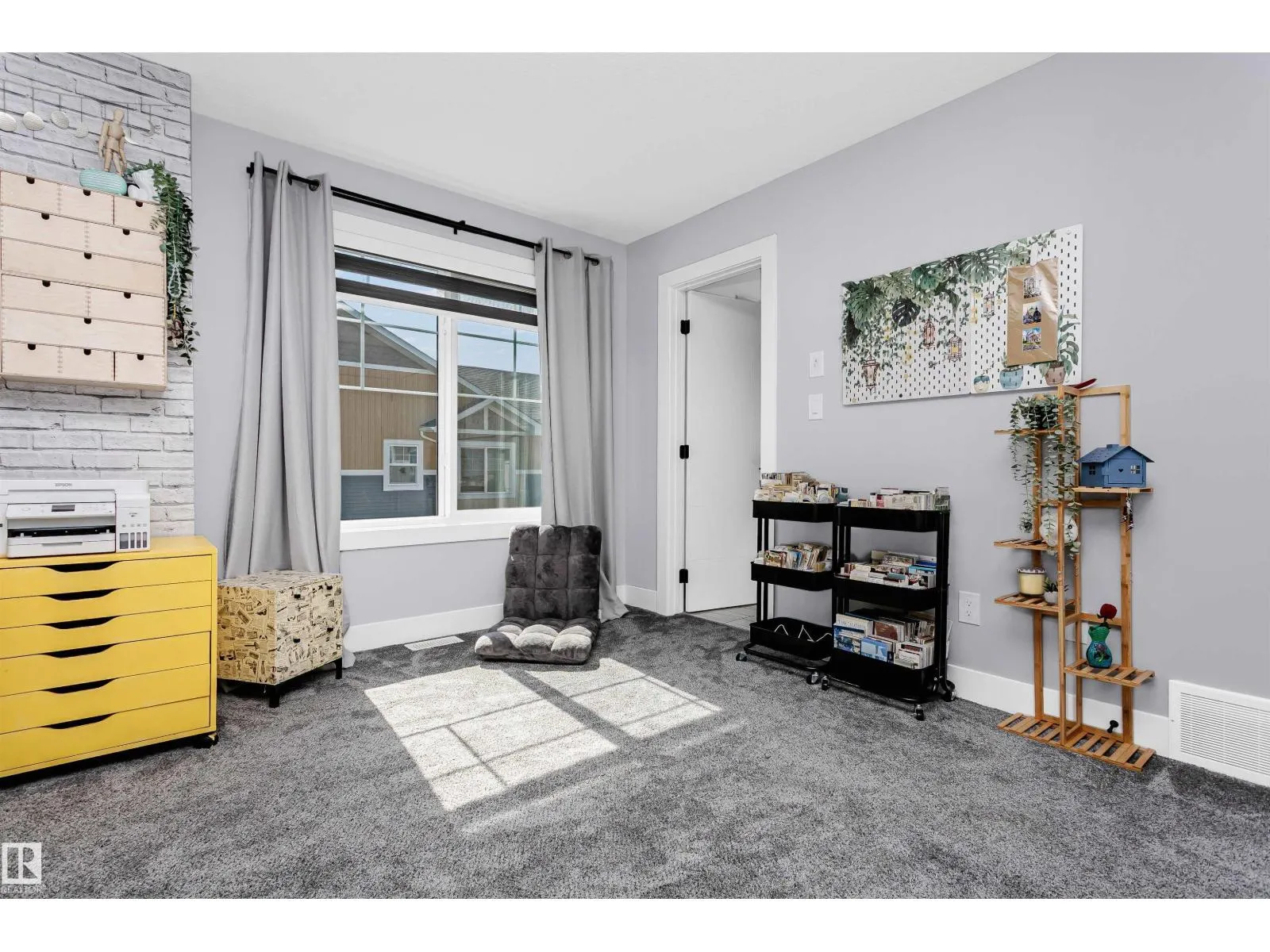 #42 230 EDGEMONT RD NW