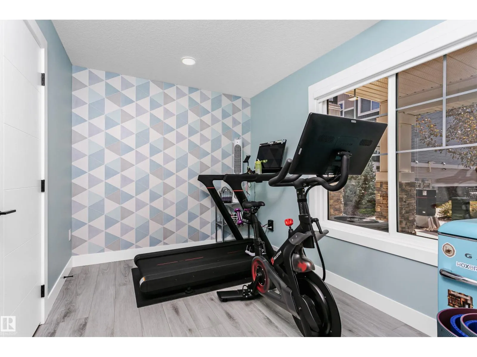 #42 230 EDGEMONT RD NW