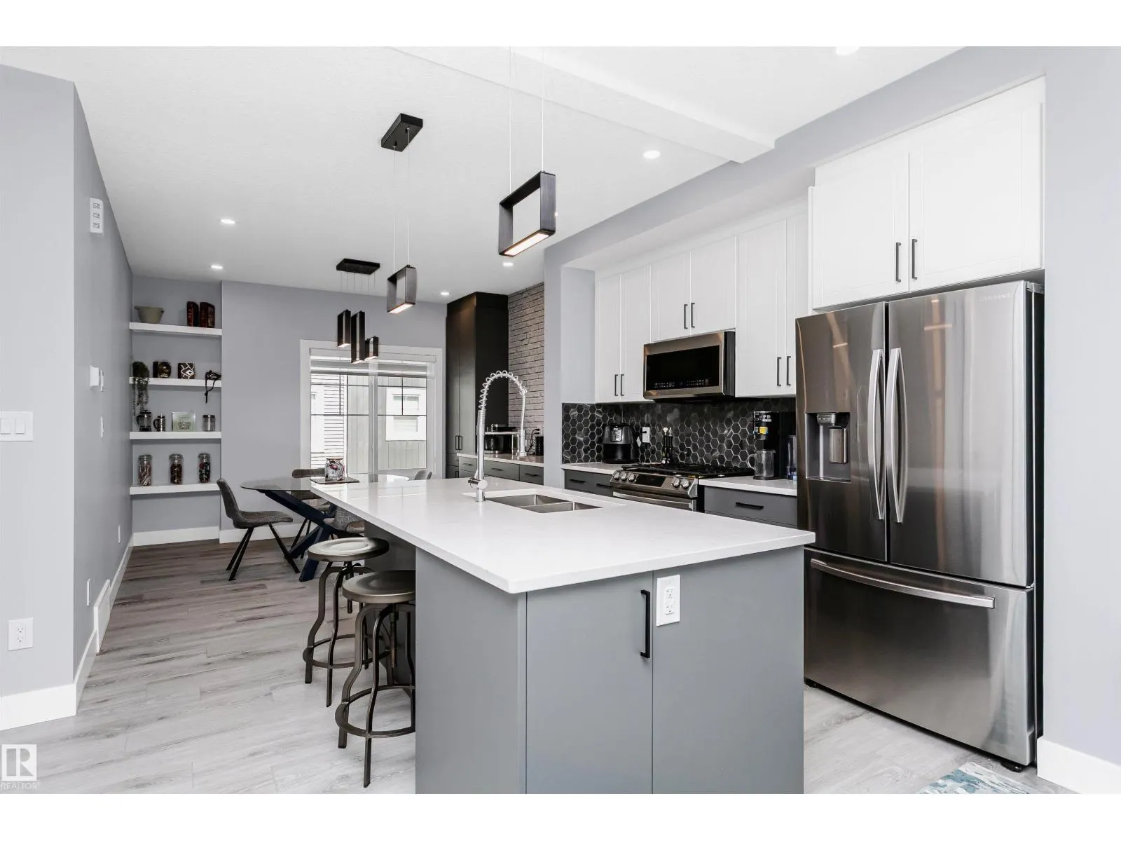 #42 230 EDGEMONT RD NW
