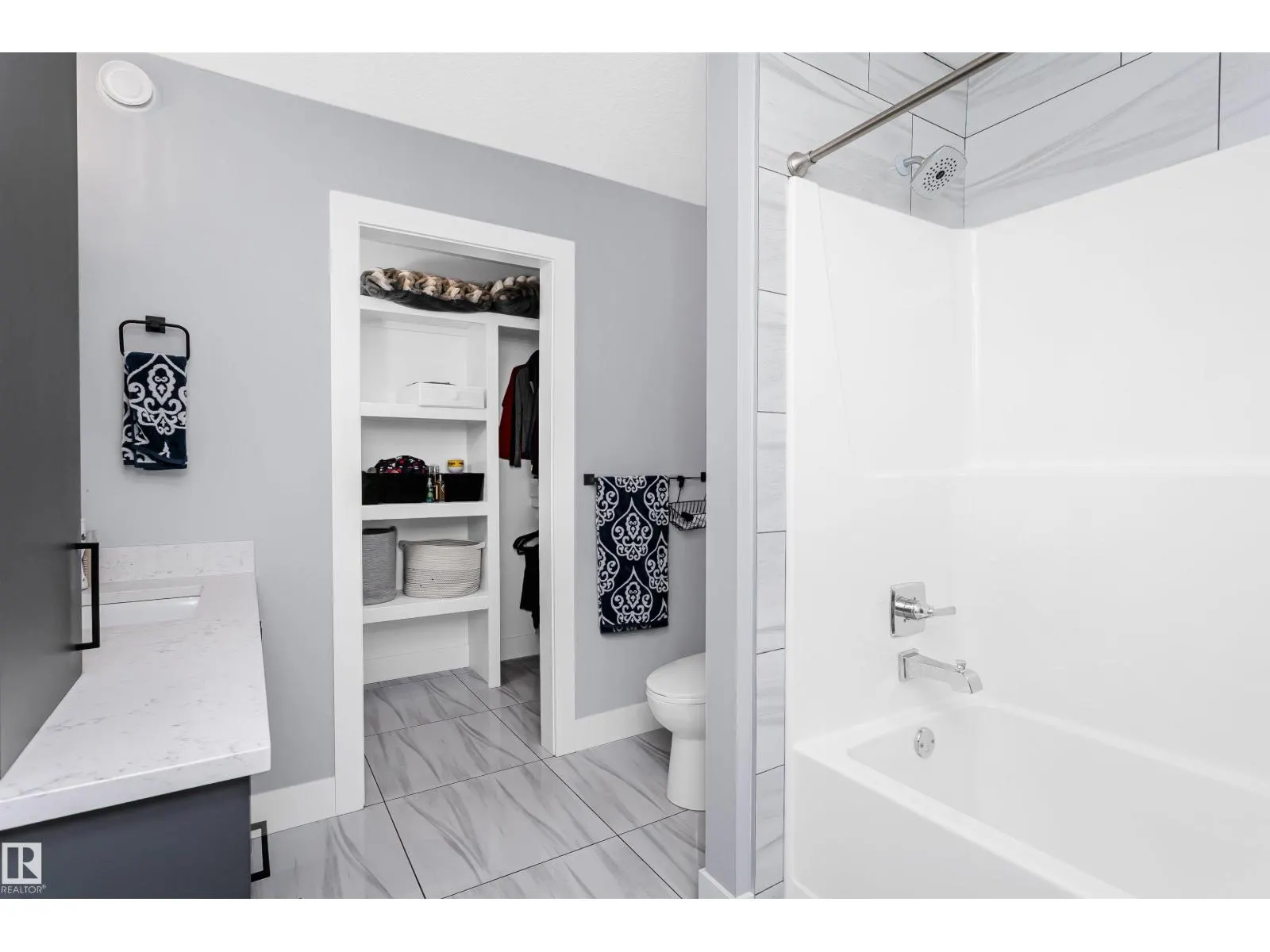 #42 230 EDGEMONT RD NW