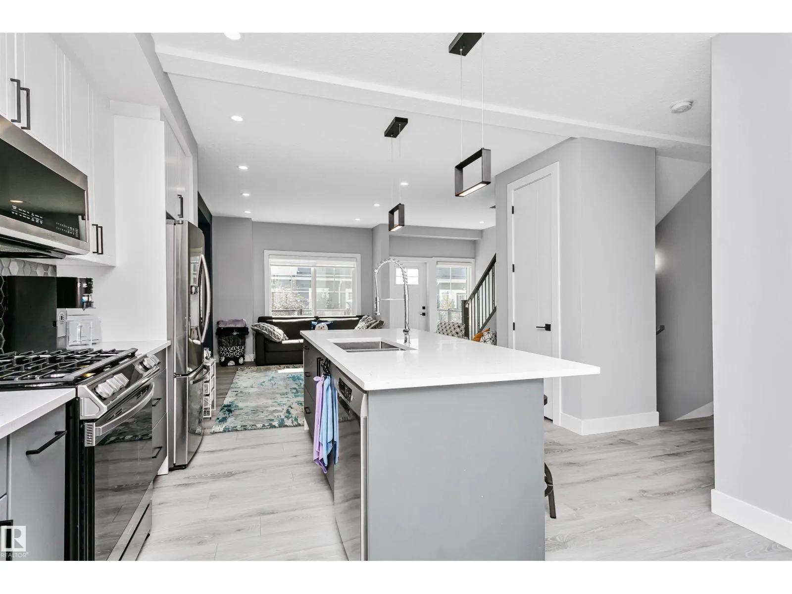 #42 230 EDGEMONT RD NW