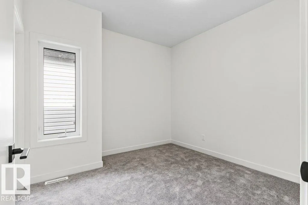 9826 158 ST NW
