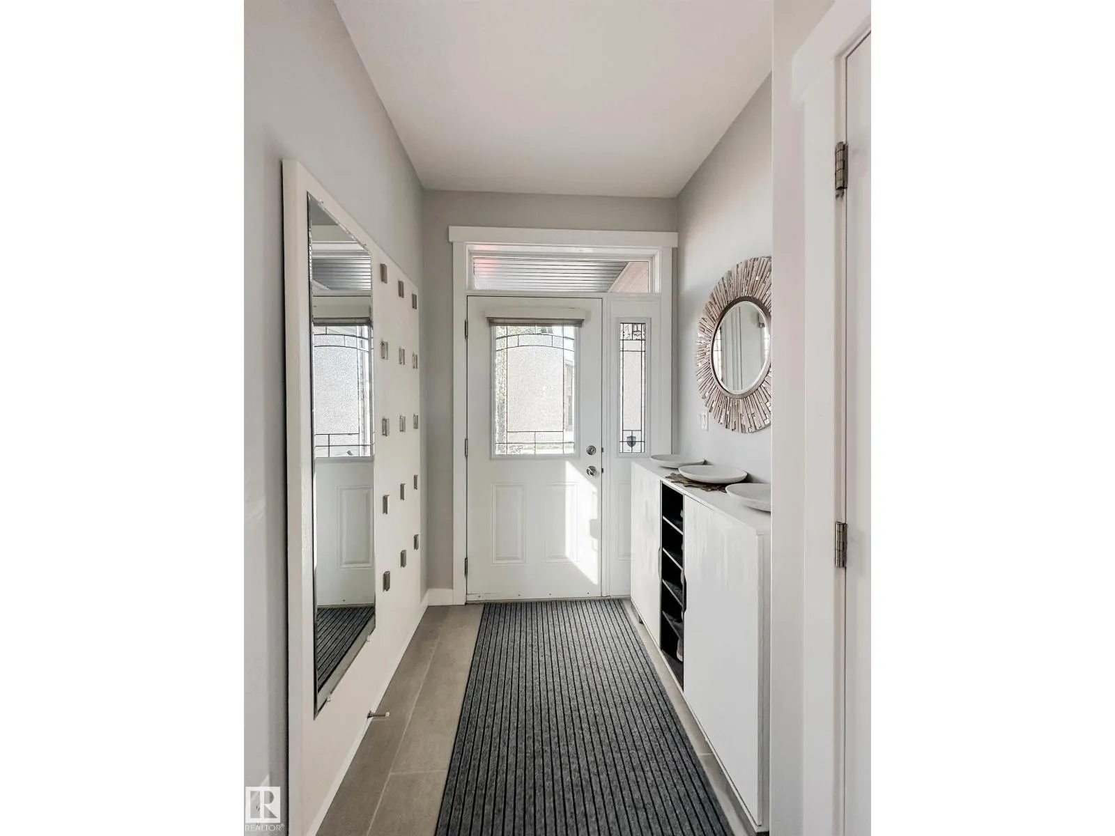 #6 16537 130A ST NW