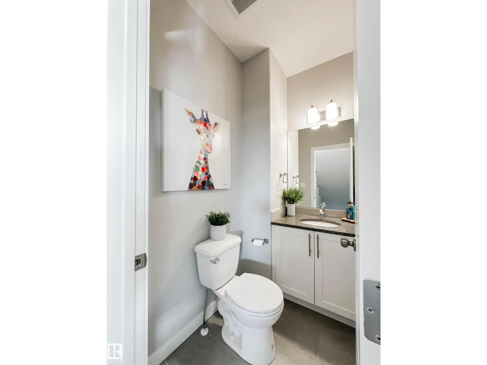 #6 16537 130A ST NW