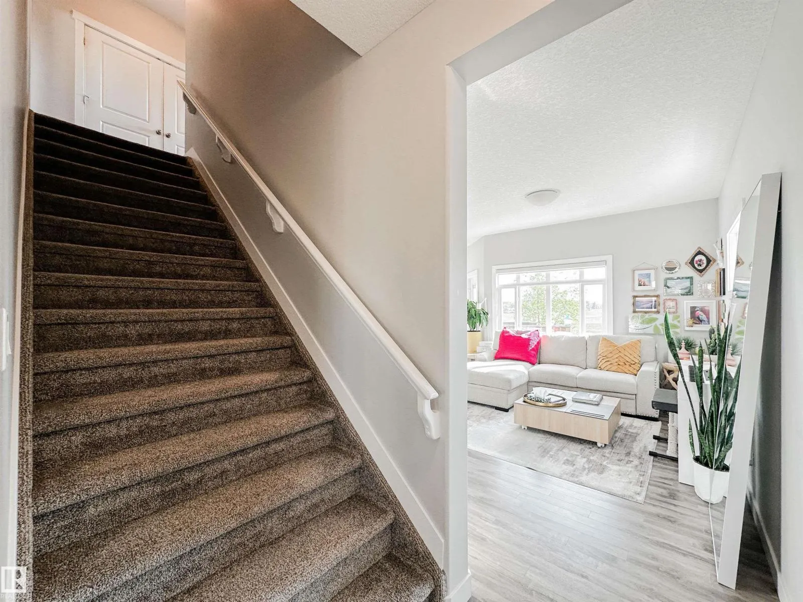 #6 16537 130A ST NW