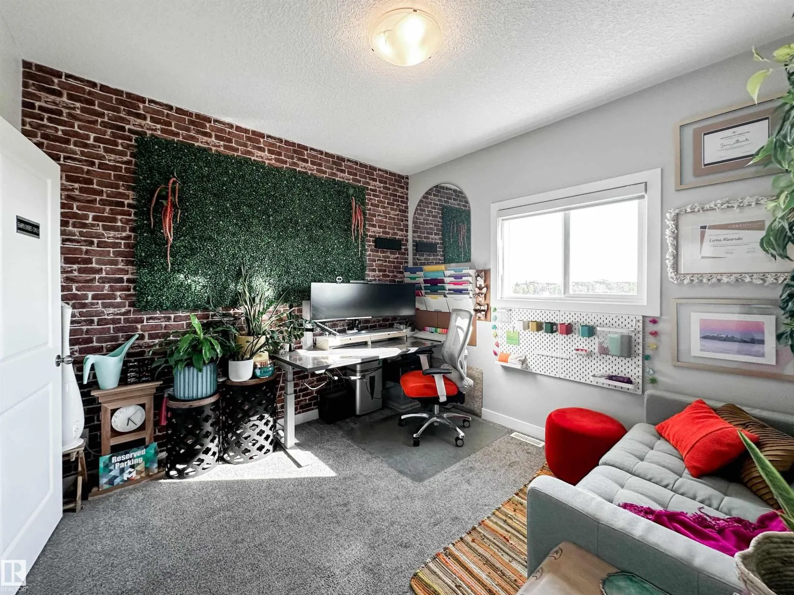 #6 16537 130A ST NW
