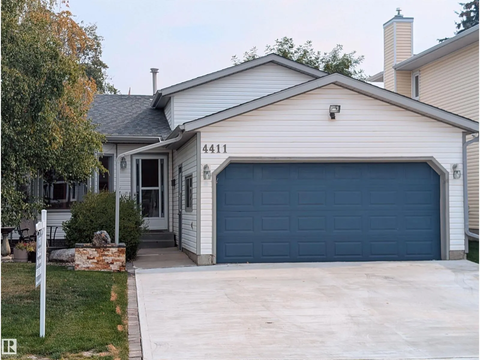 4411 42 ST