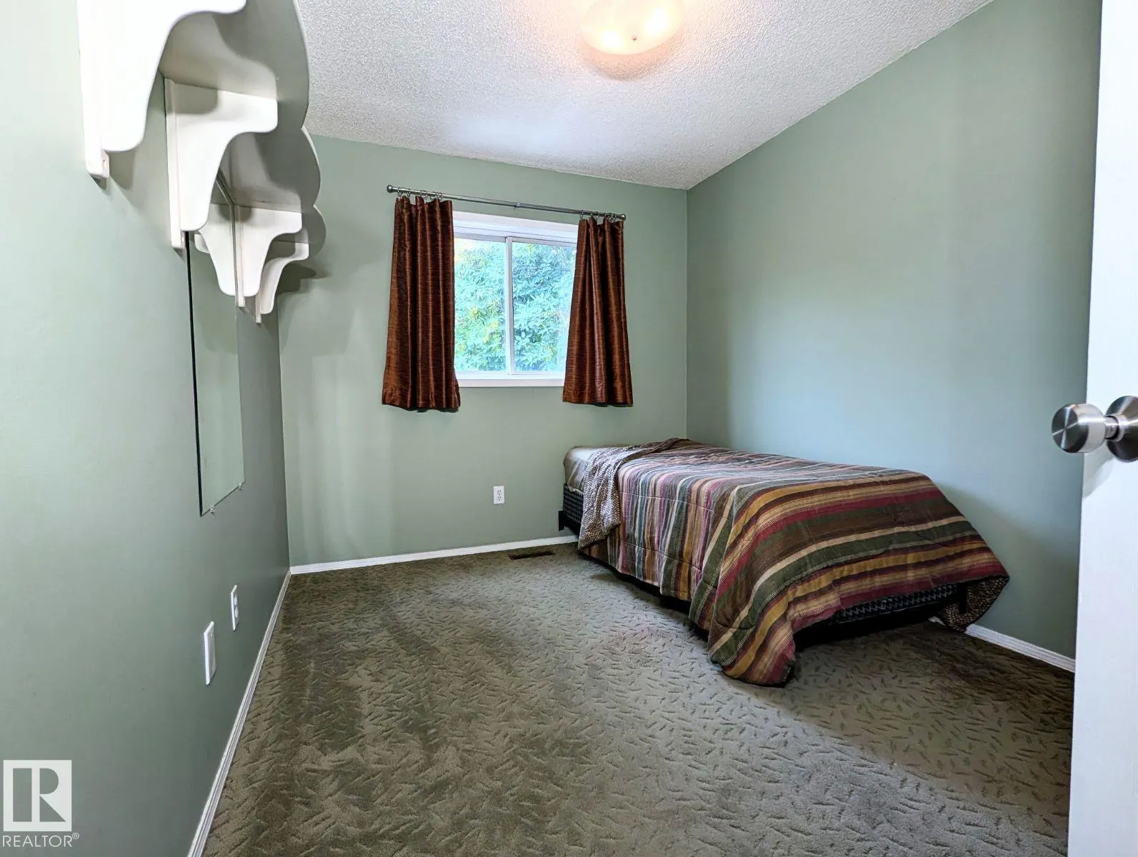 4411 42 ST