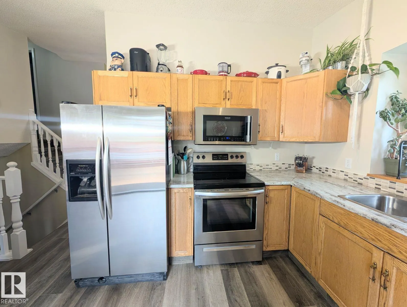 4411 42 ST