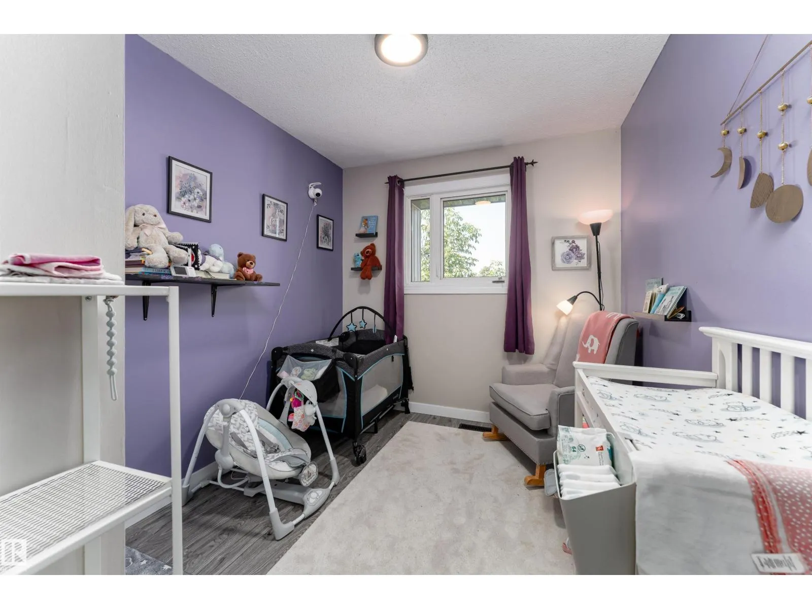 #12 14230 80 ST NW