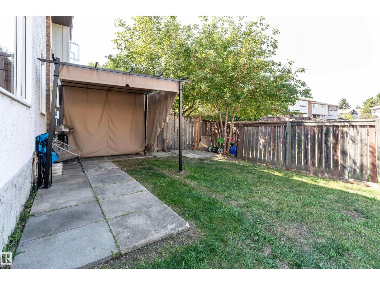 #12 14230 80 ST NW