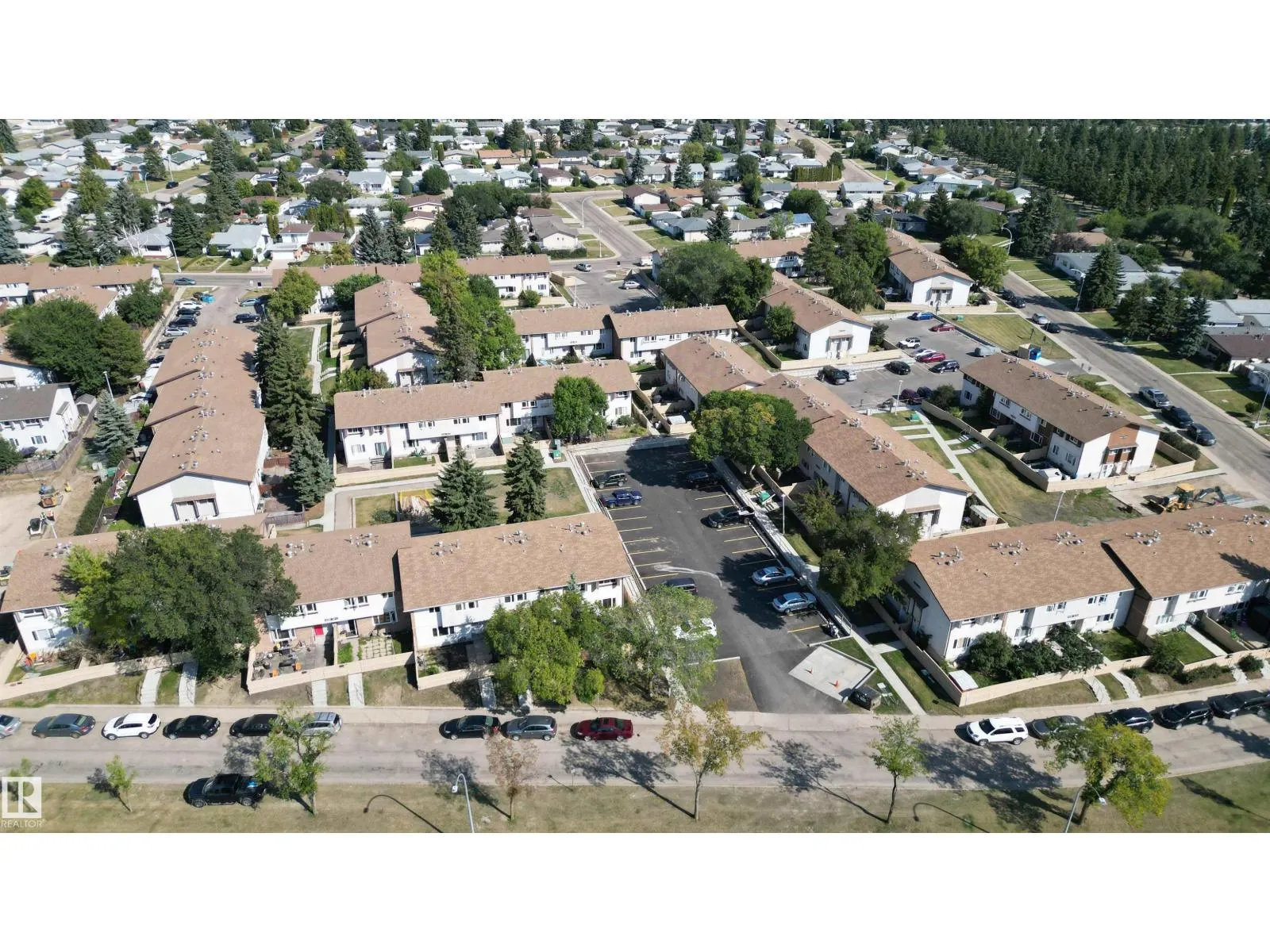#12 14230 80 ST NW