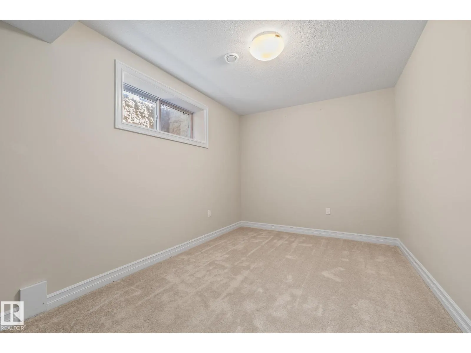 #63 18343 LESSARD RD NW