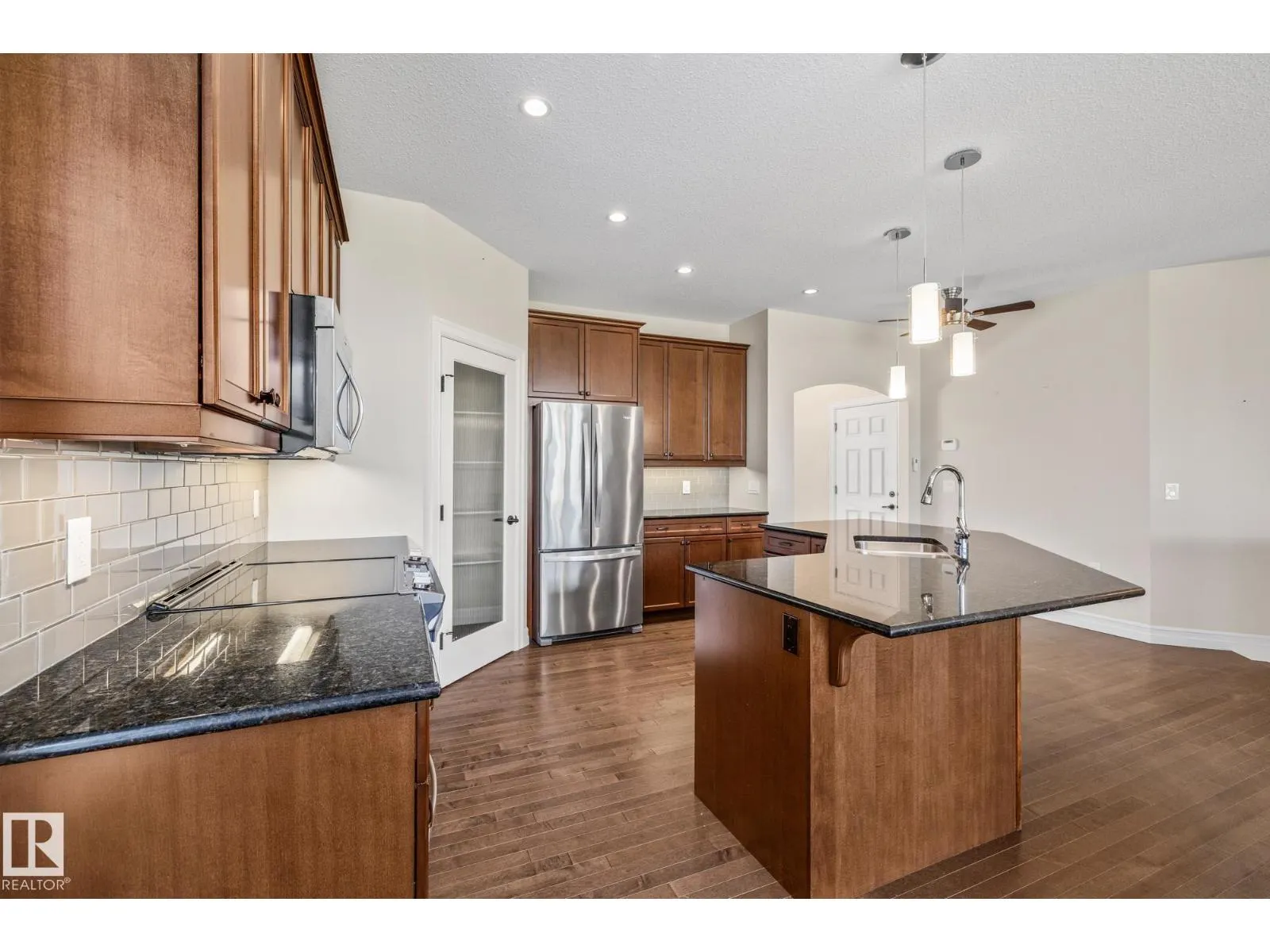 #63 18343 LESSARD RD NW