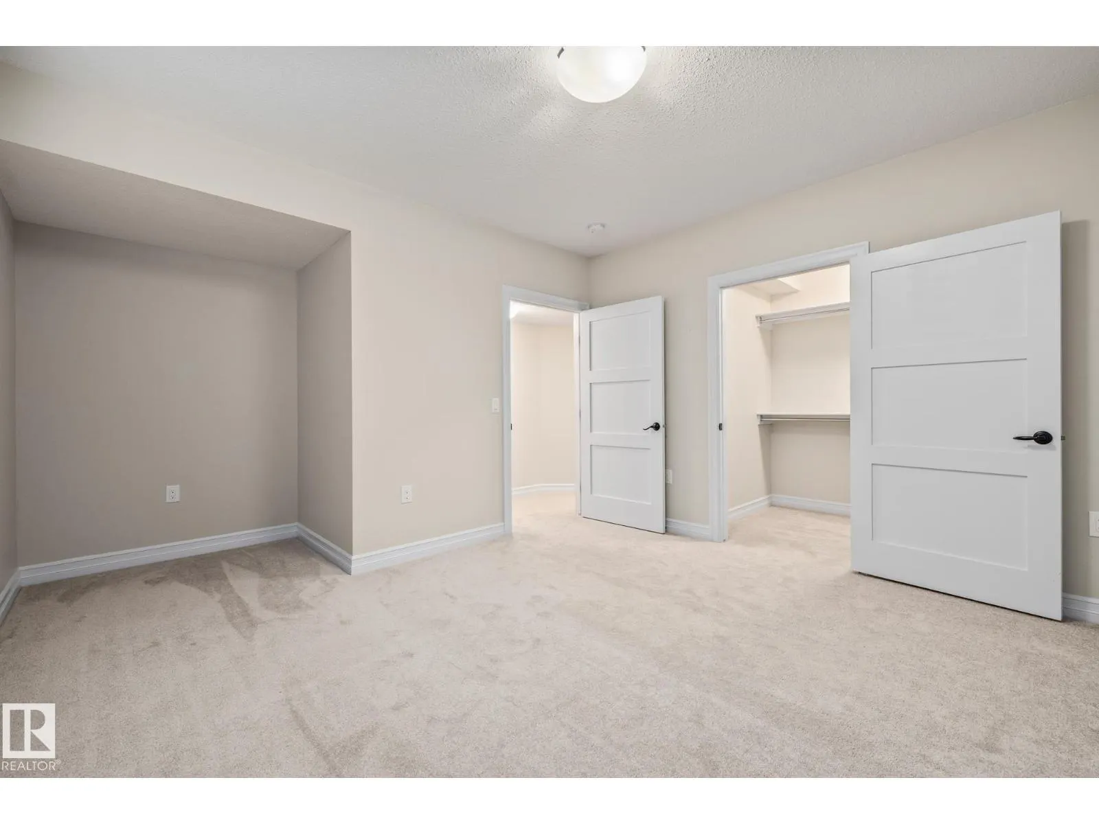 #63 18343 LESSARD RD NW