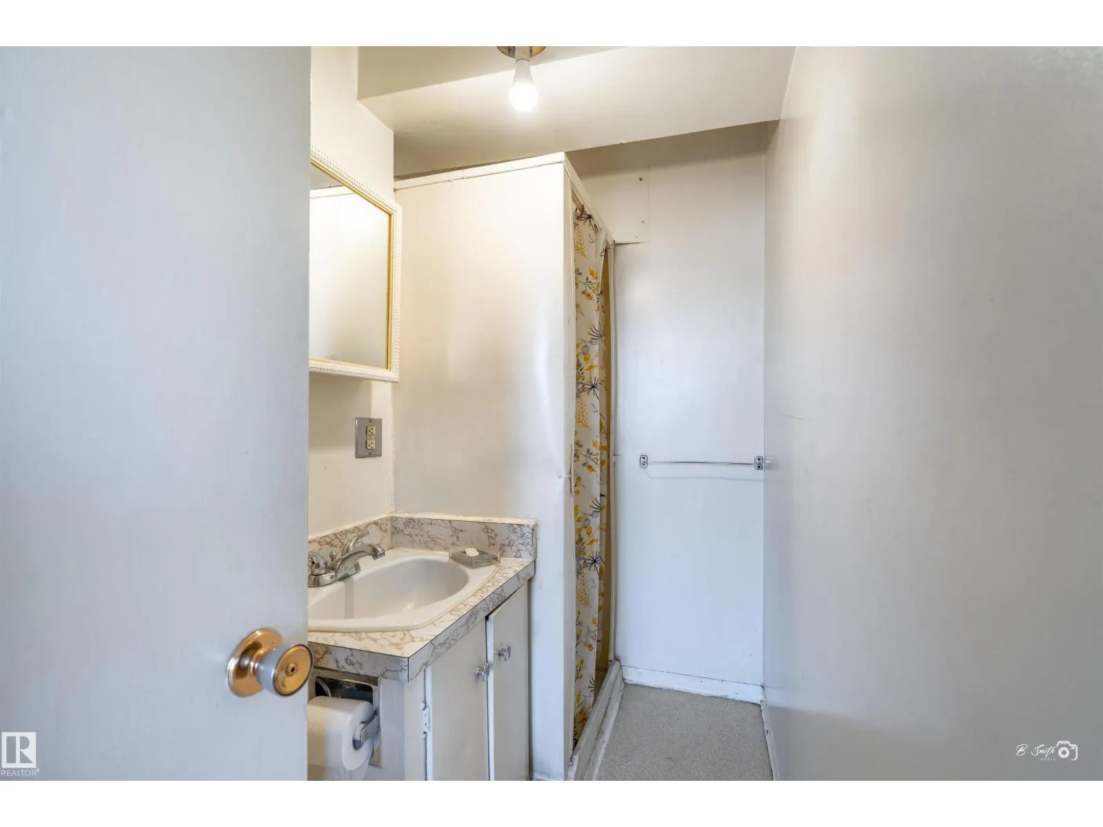 4606 51 Ave