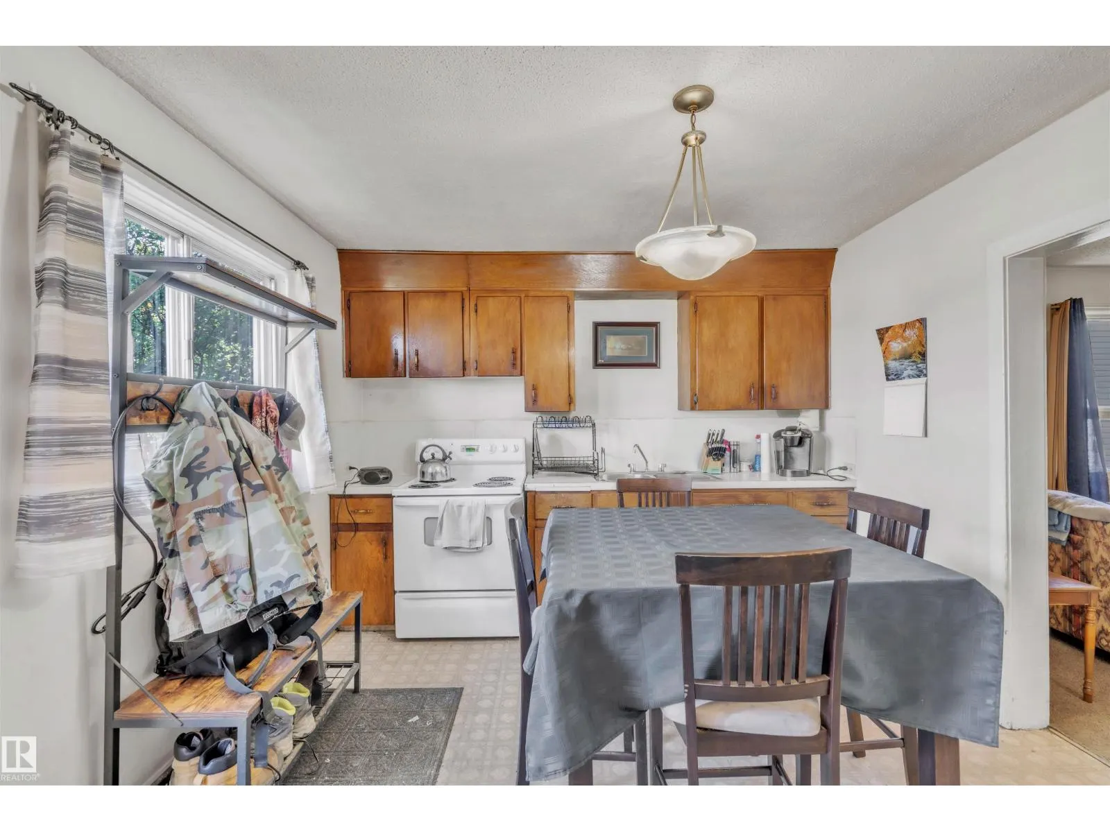 4606 51 Ave