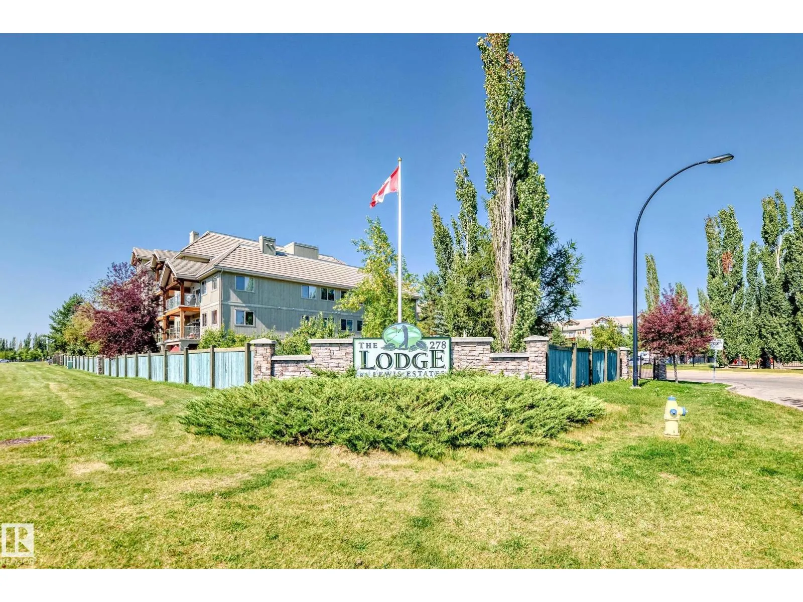 #125 278 SUDER GREENS DR NW