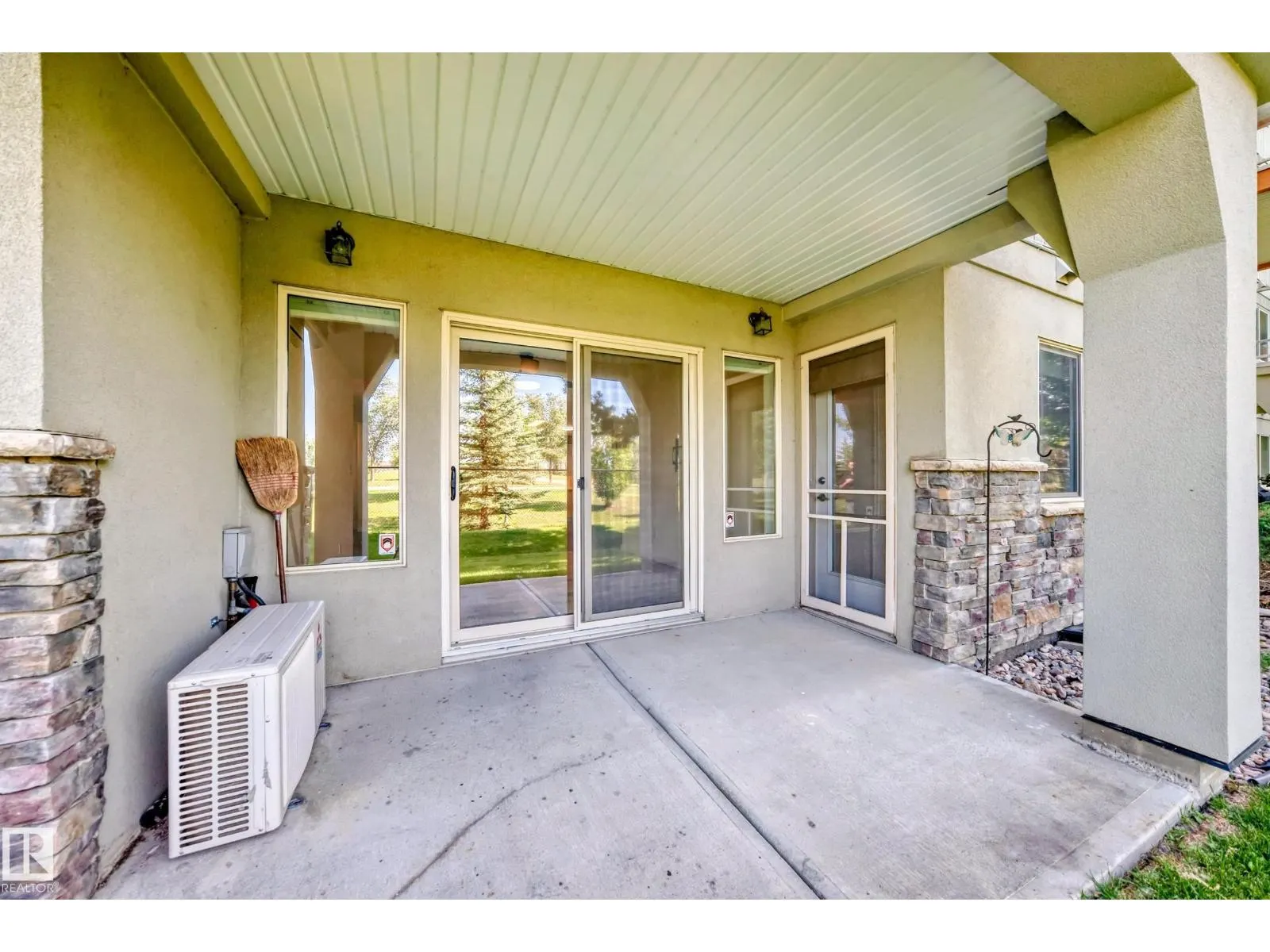 #125 278 SUDER GREENS DR NW