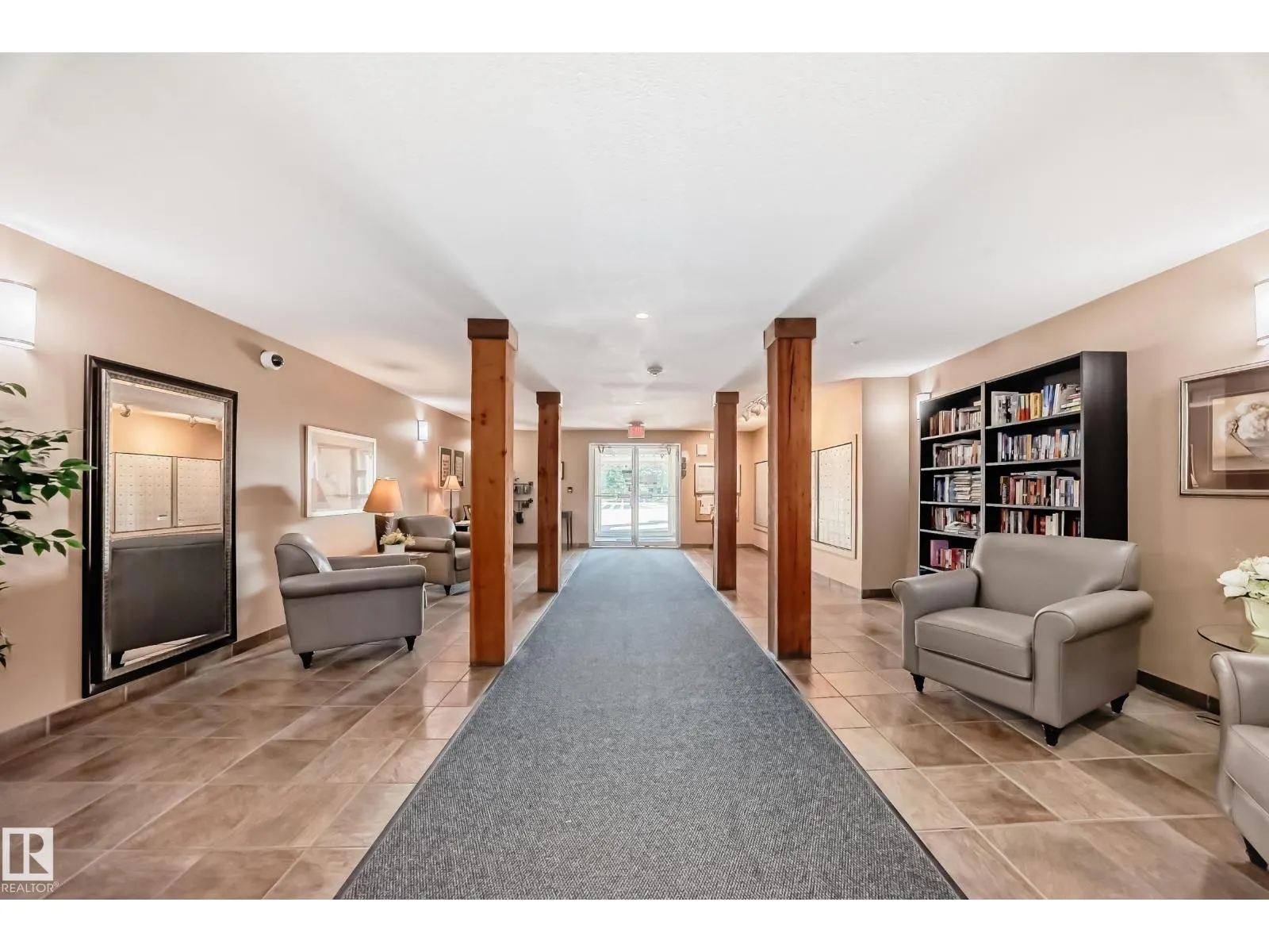 #125 278 SUDER GREENS DR NW