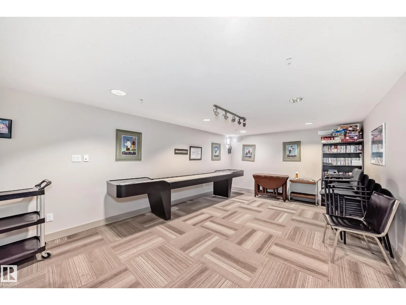 #125 278 SUDER GREENS DR NW