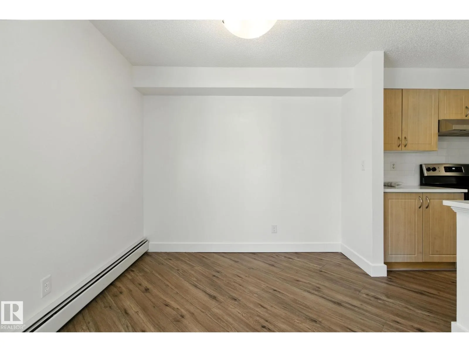 #213 11449 ELLERSLIE RD SW
