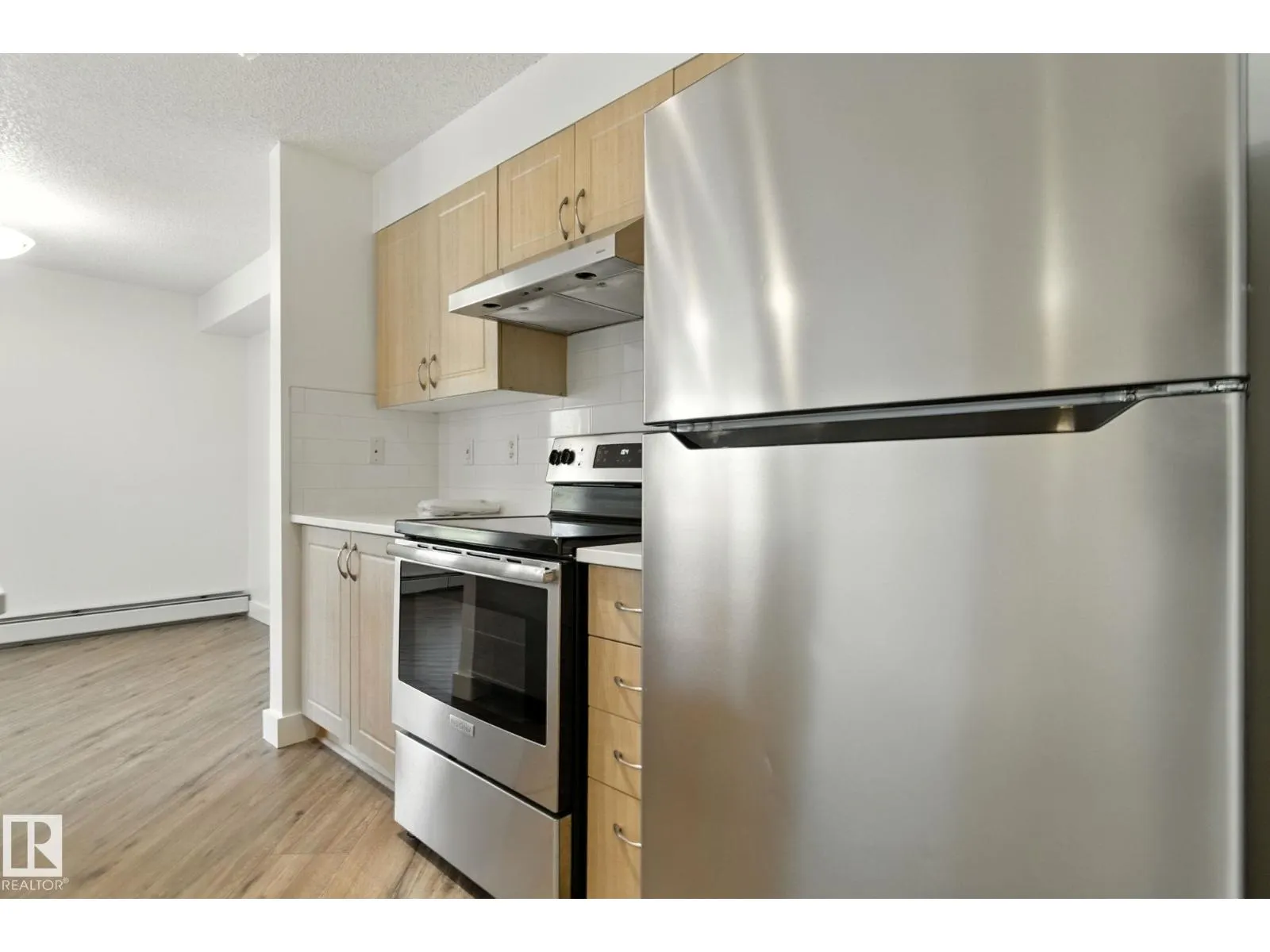 #213 11449 ELLERSLIE RD SW