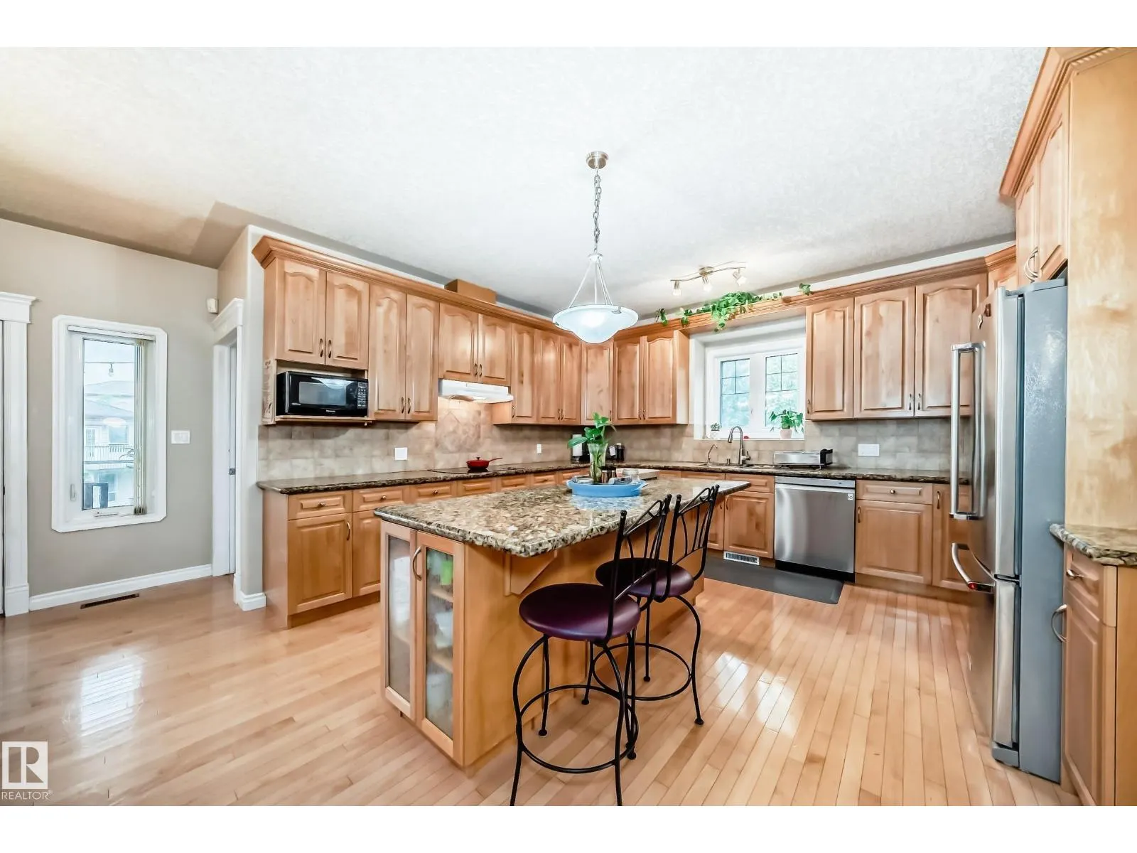 1436 BISHOP PT SW
