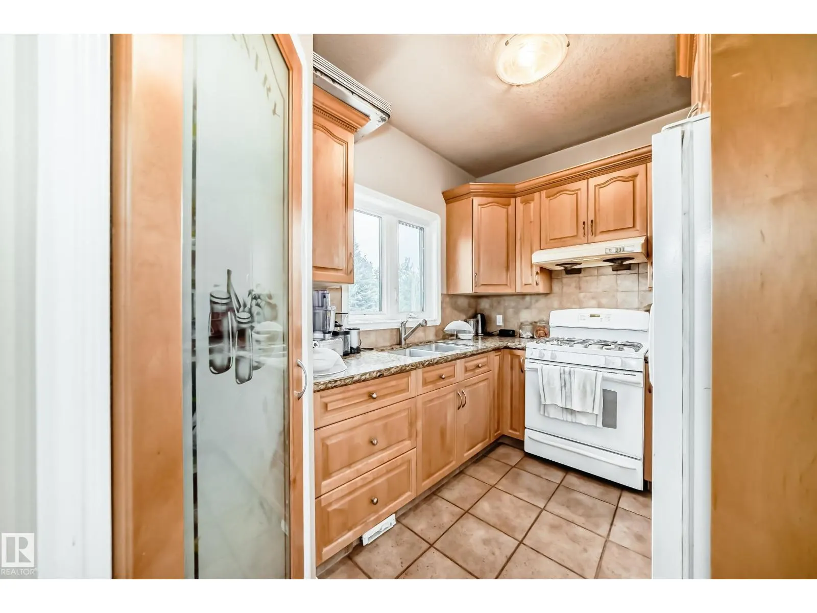 1436 BISHOP PT SW