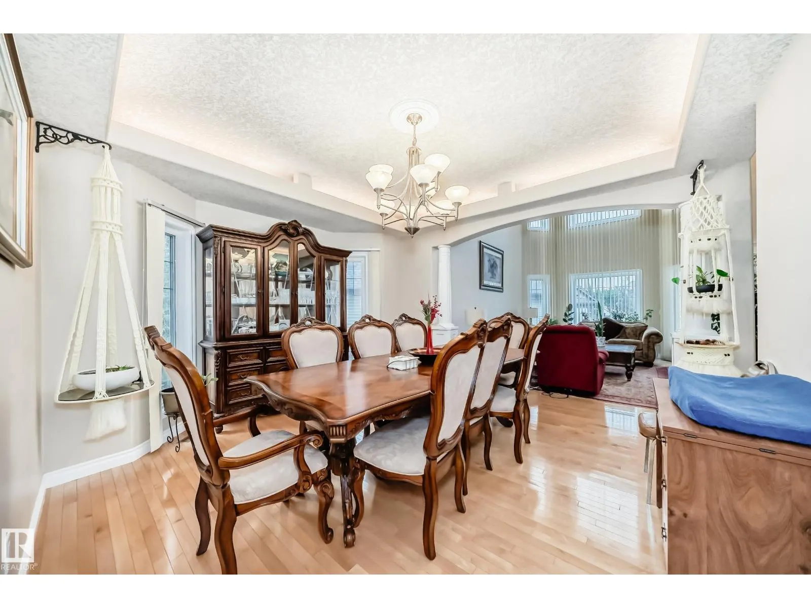 1436 BISHOP PT SW