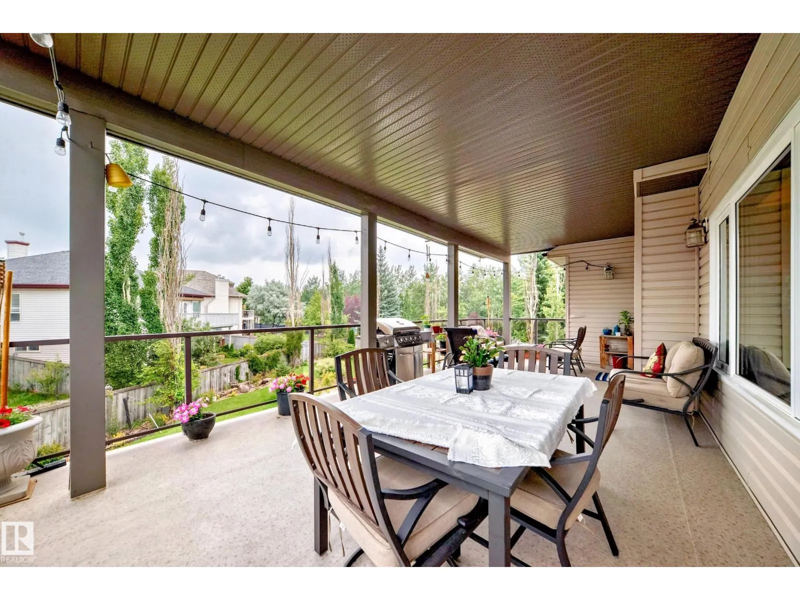 1436 BISHOP PT SW