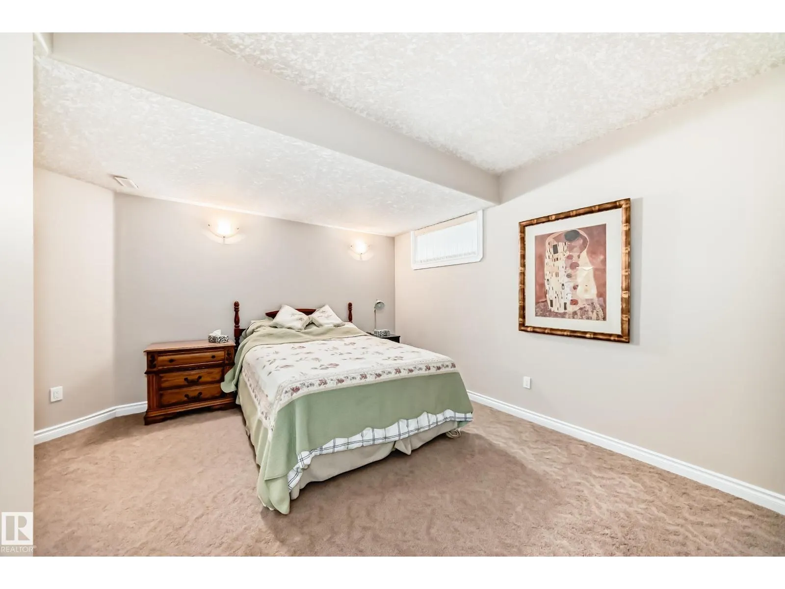 1436 BISHOP PT SW