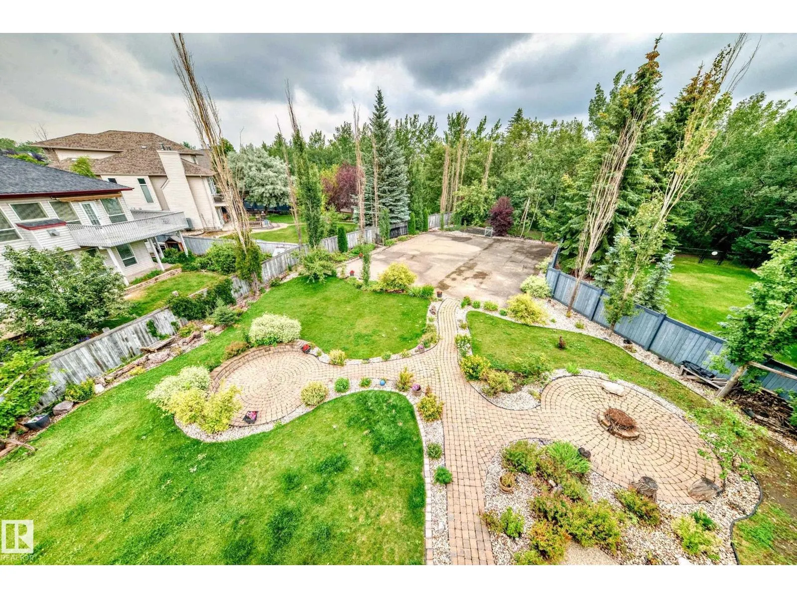 1436 BISHOP PT SW