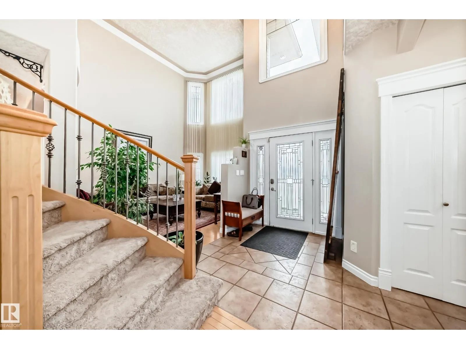 1436 BISHOP PT SW