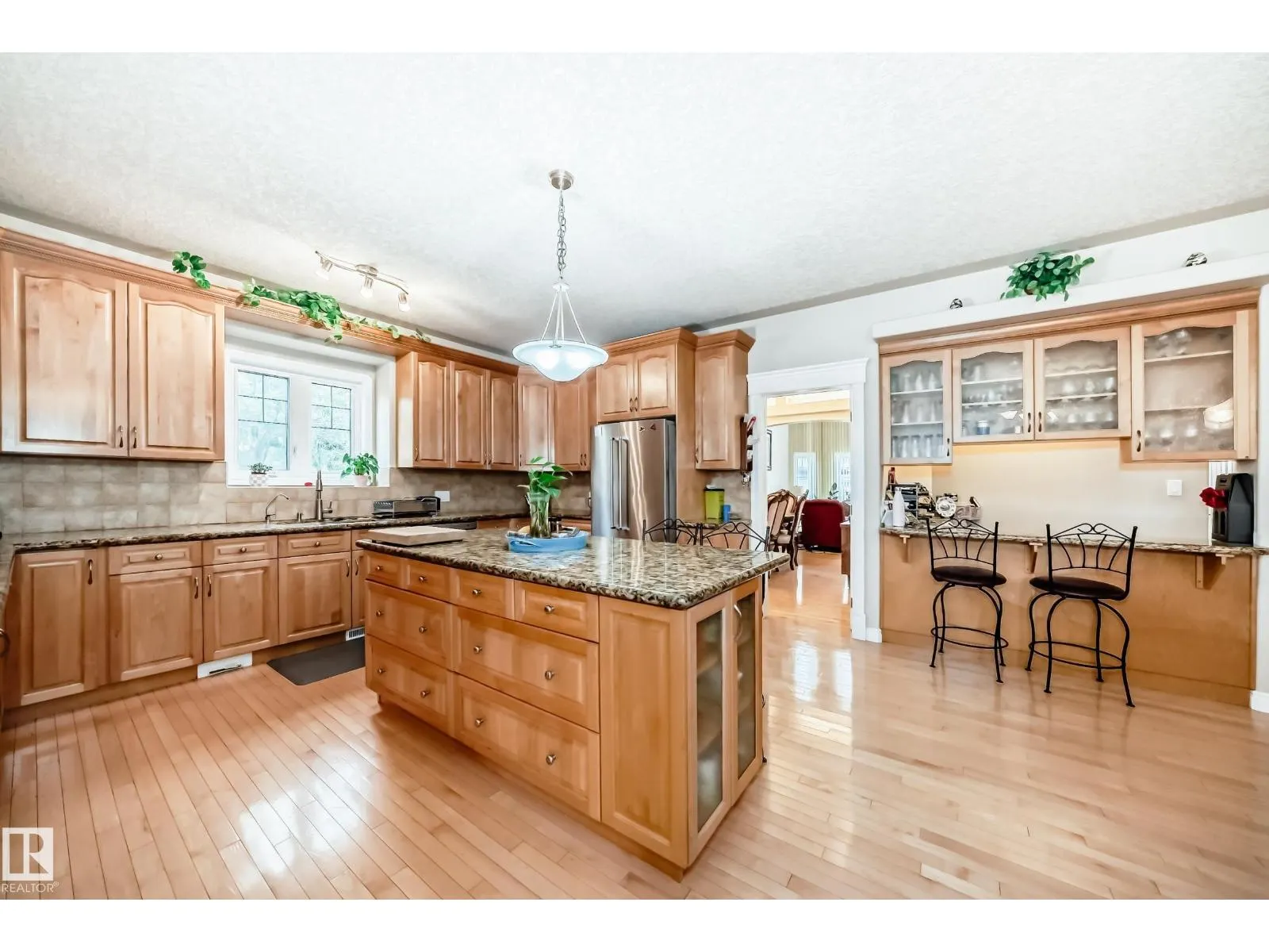1436 BISHOP PT SW