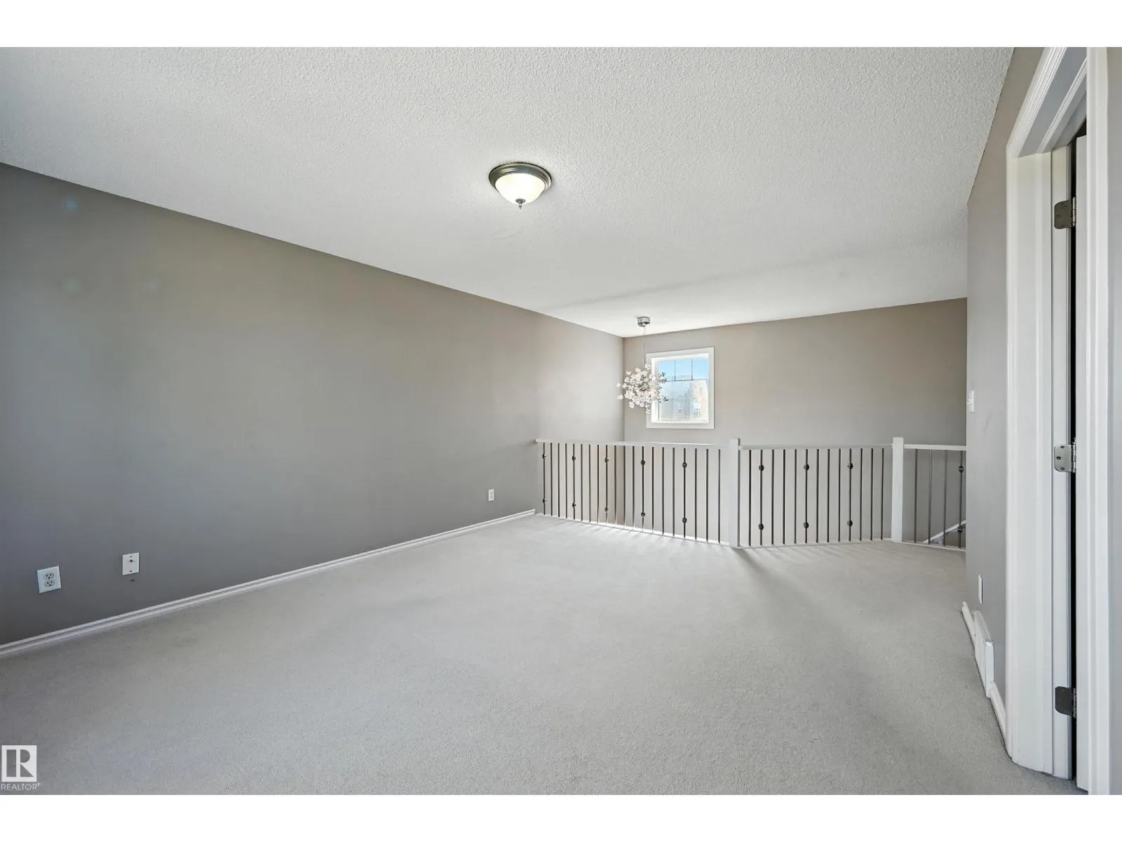 1785 HAMMOND CR NW