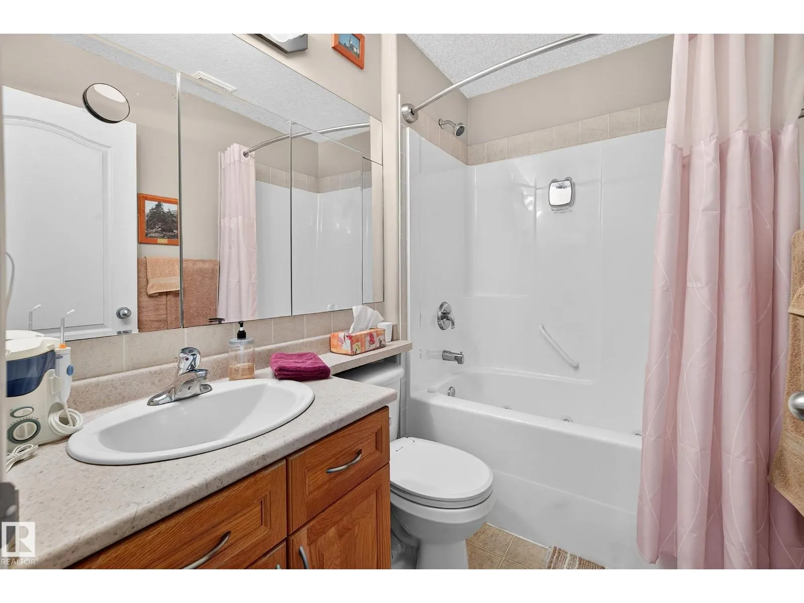 #25 16415 77 ST NW