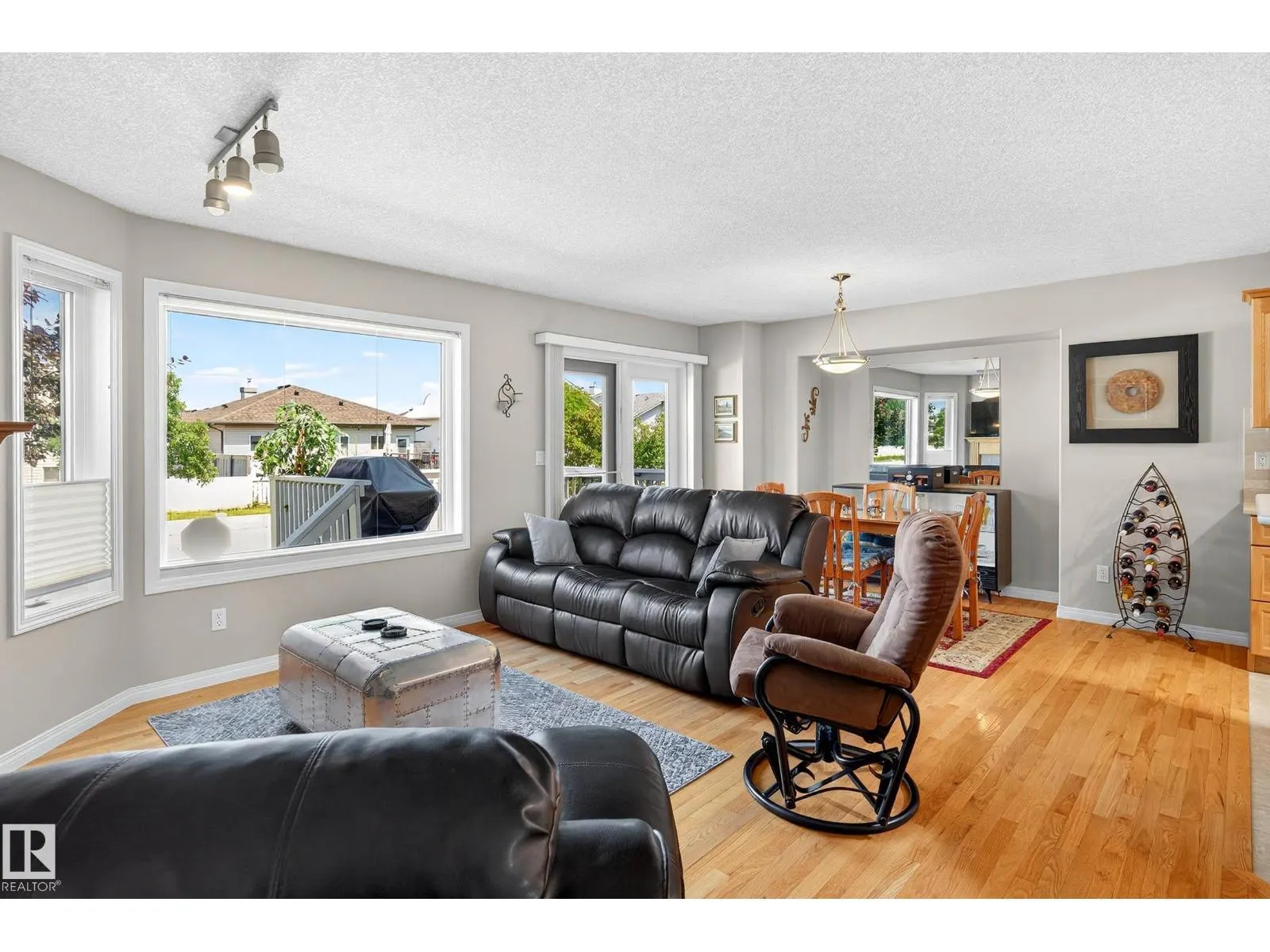 #25 16415 77 ST NW