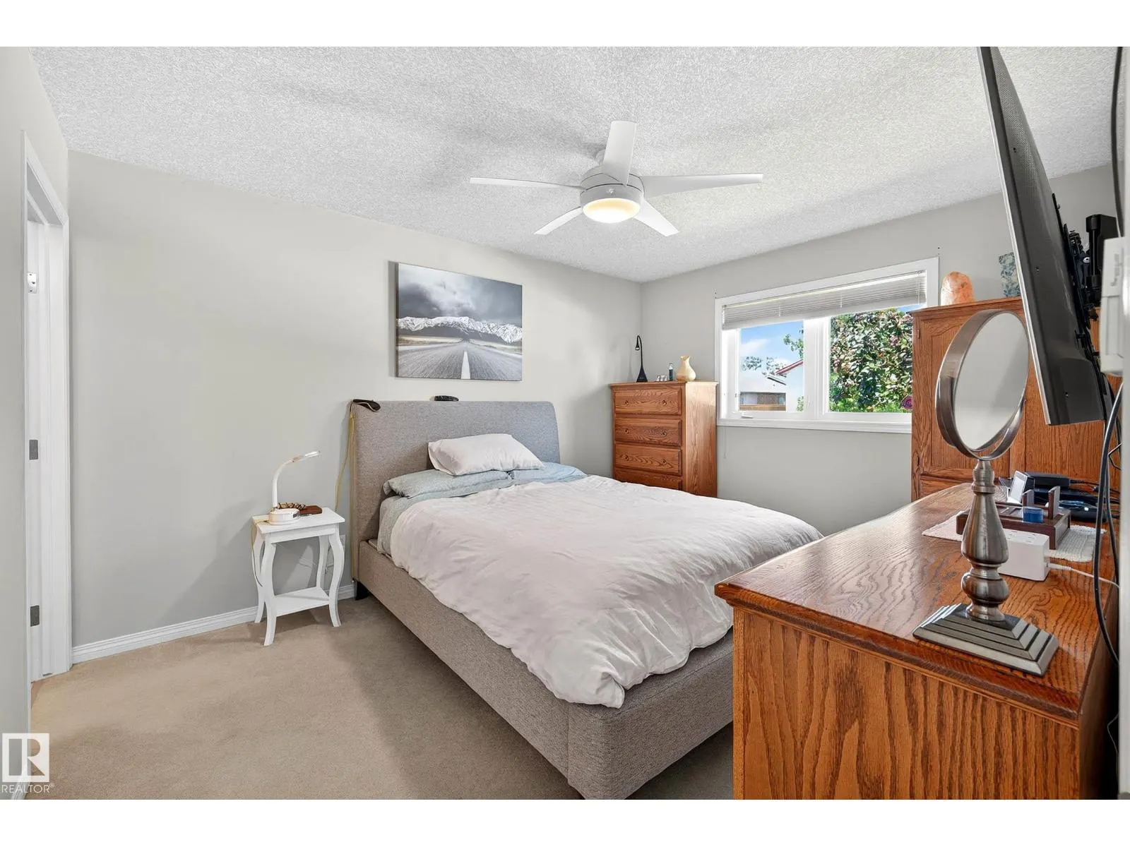 #25 16415 77 ST NW