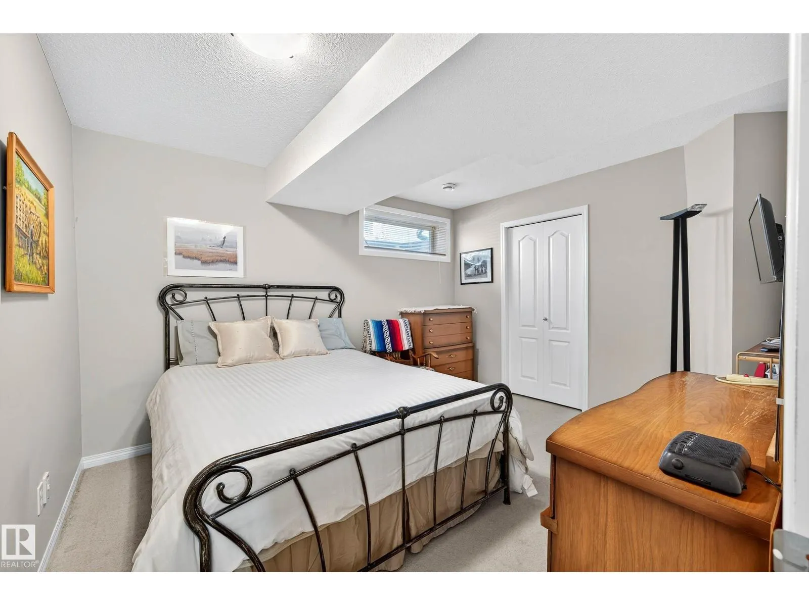 #25 16415 77 ST NW