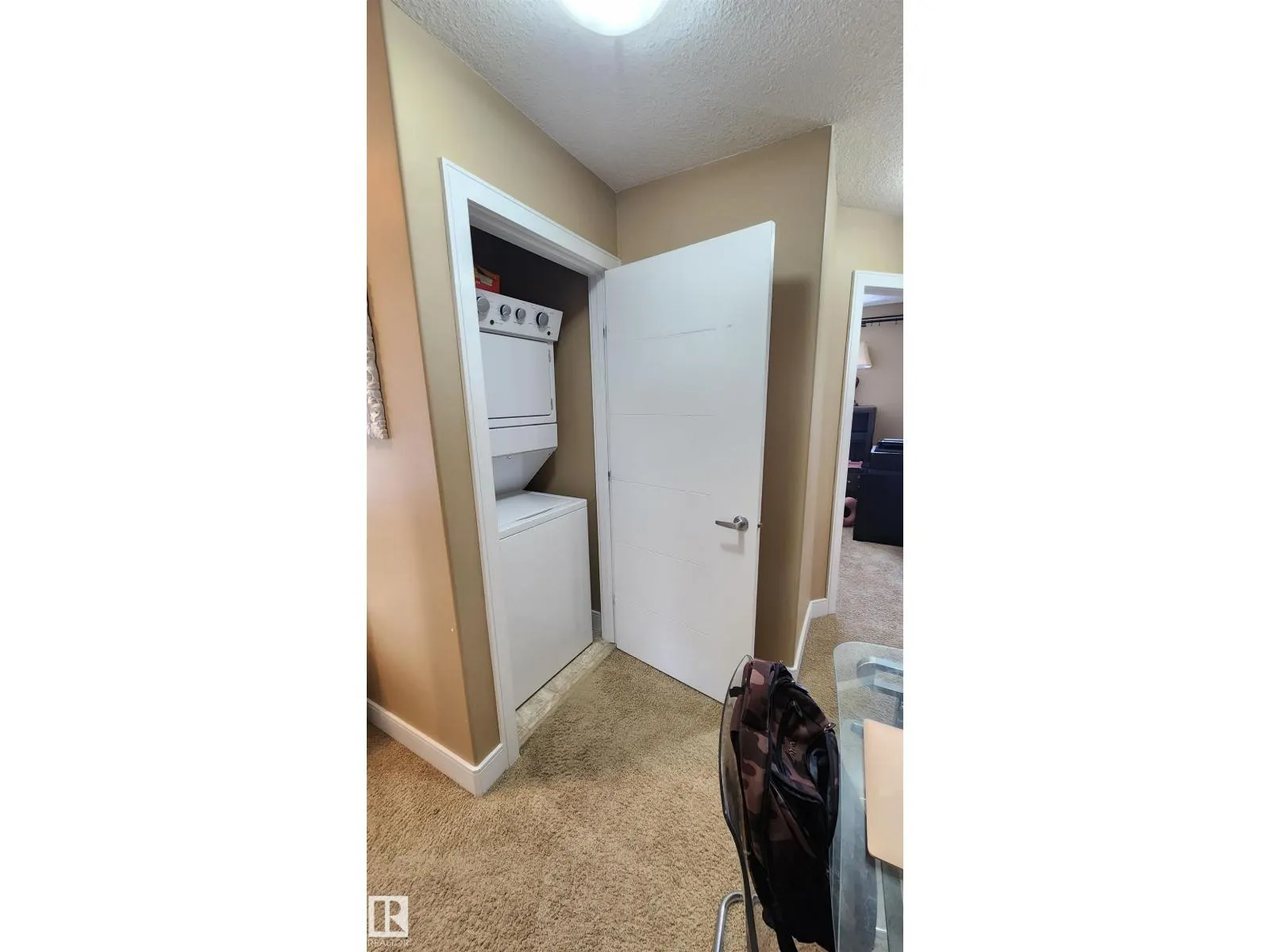 #40 13003 132 AV NW