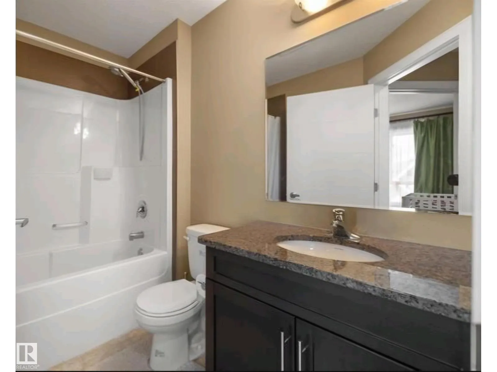 #40 13003 132 AV NW